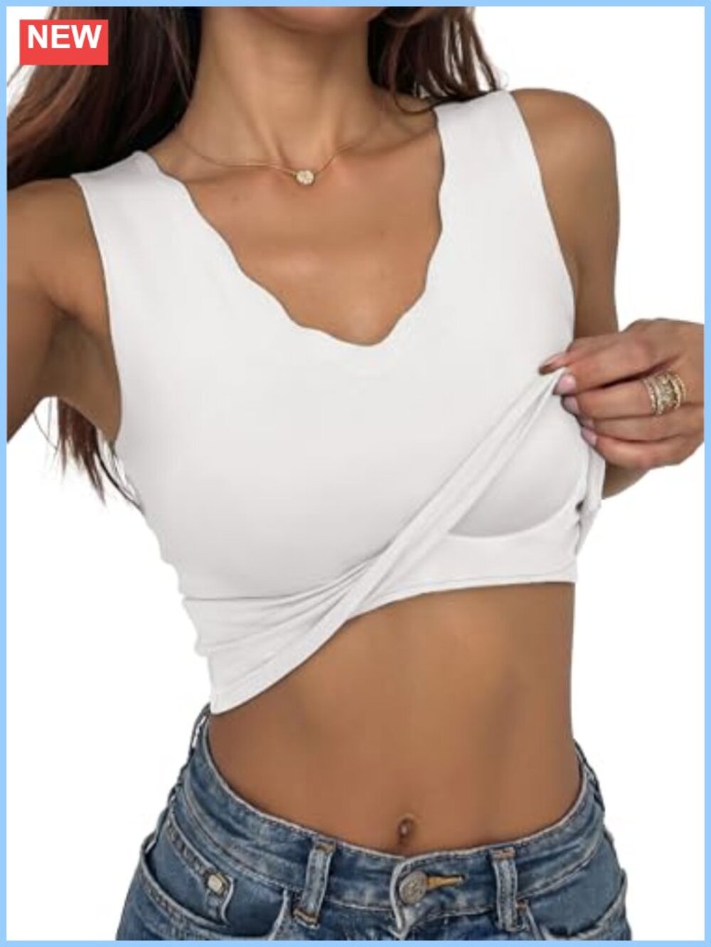 Scalloped V Neck Seamless Tank Top with Built-in Bra Slim Fit